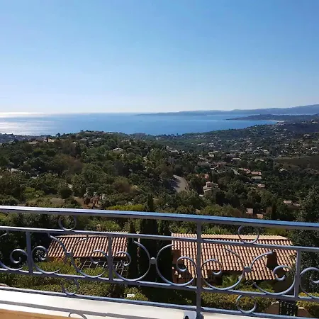 D'une Avec Piscine Partagee Et Wifi A Sur Argens * Roquebrune-sur-Argens